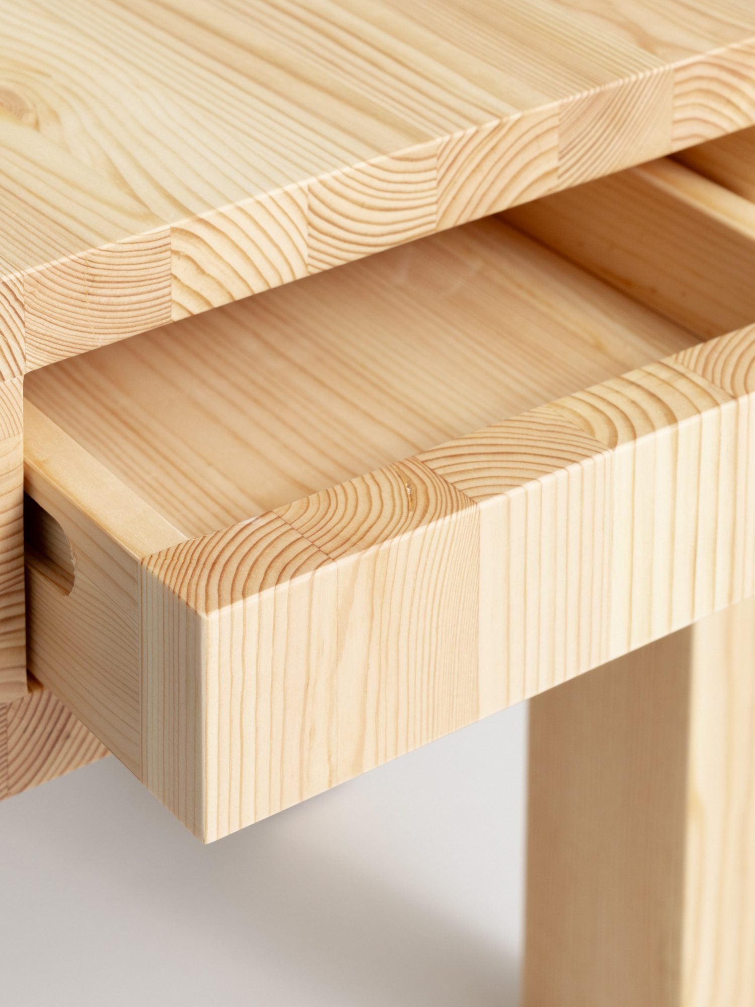 003 Stilts Side Table Files