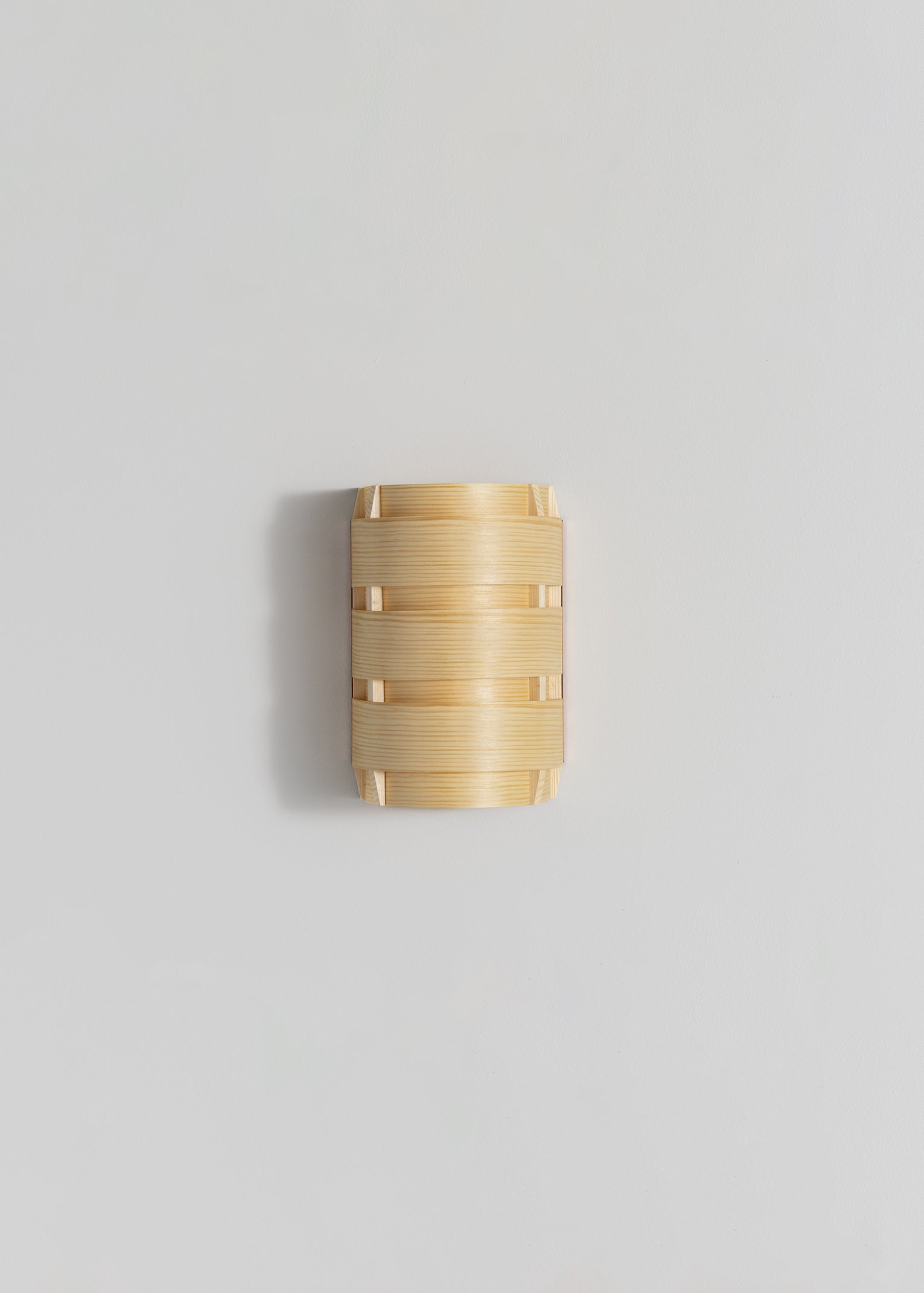 1004 Hans Wall Light Files