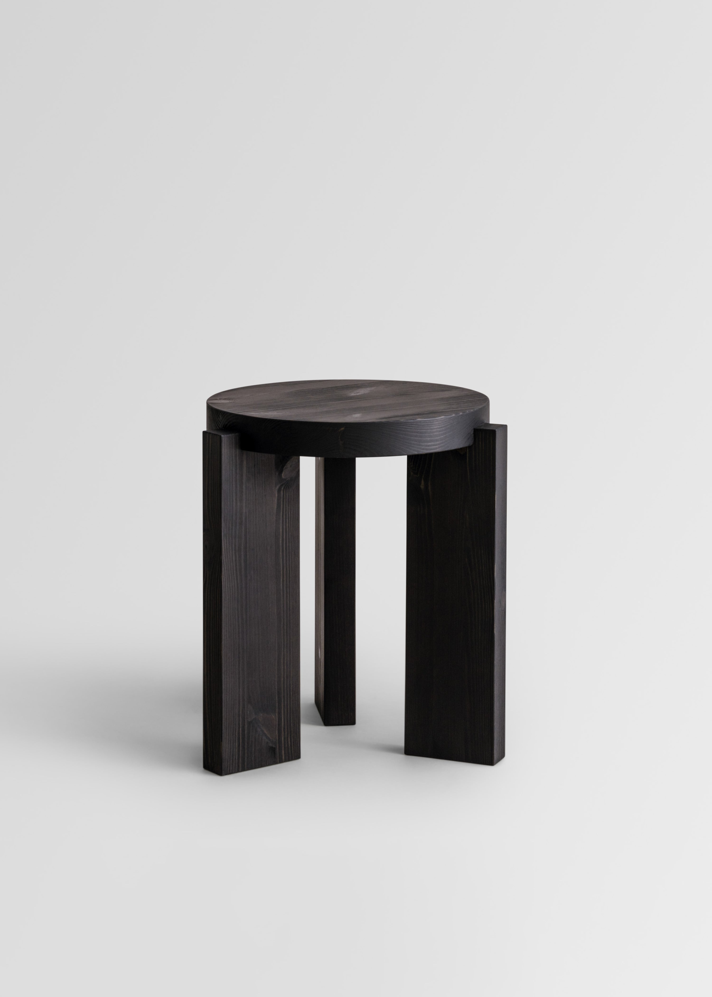 001 Stool Black