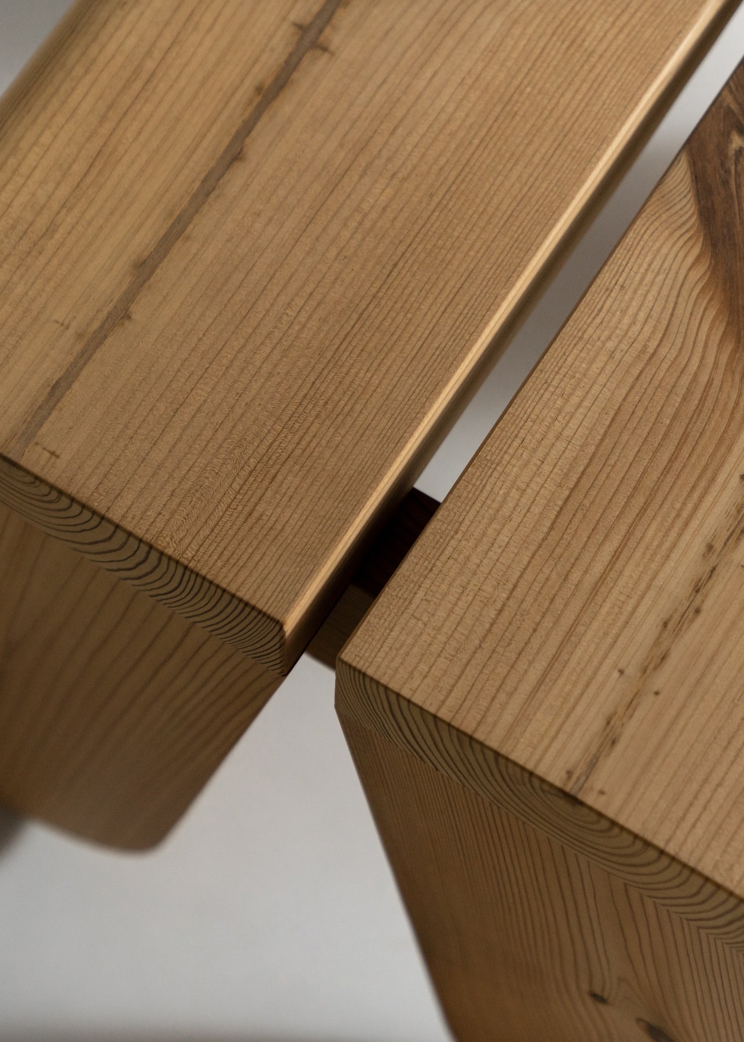 015 Peace Outdoor Footstool