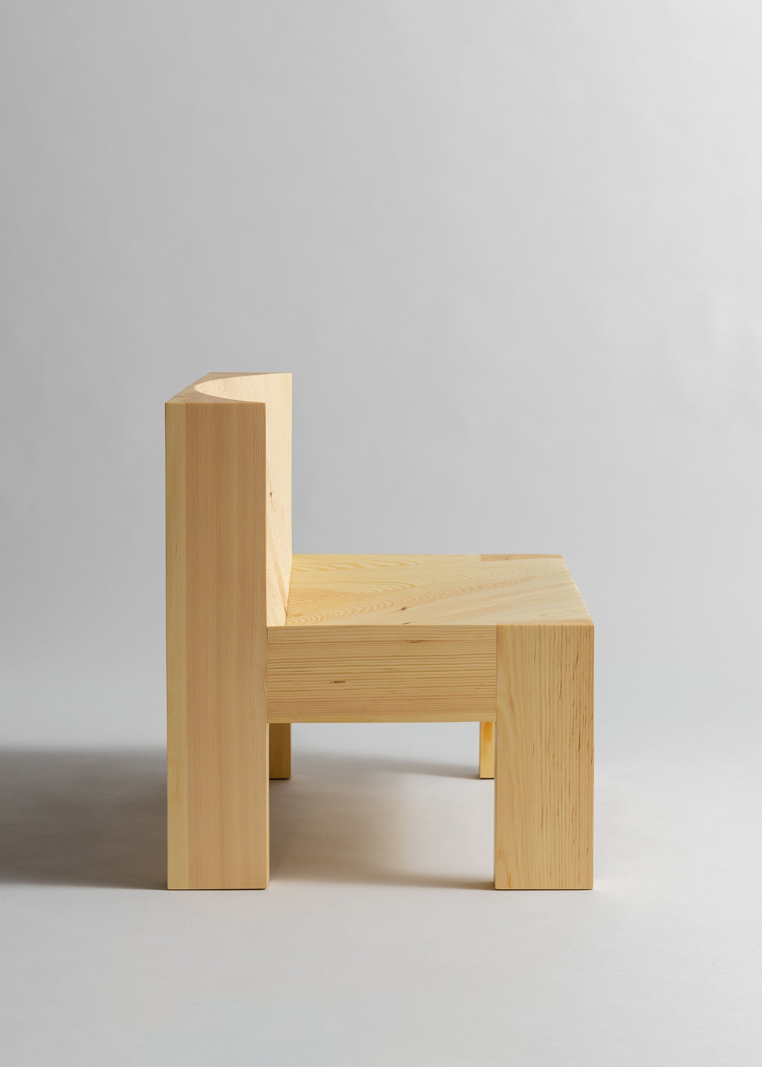 005 Lounge Chair by Max Lamb – Vaarnii