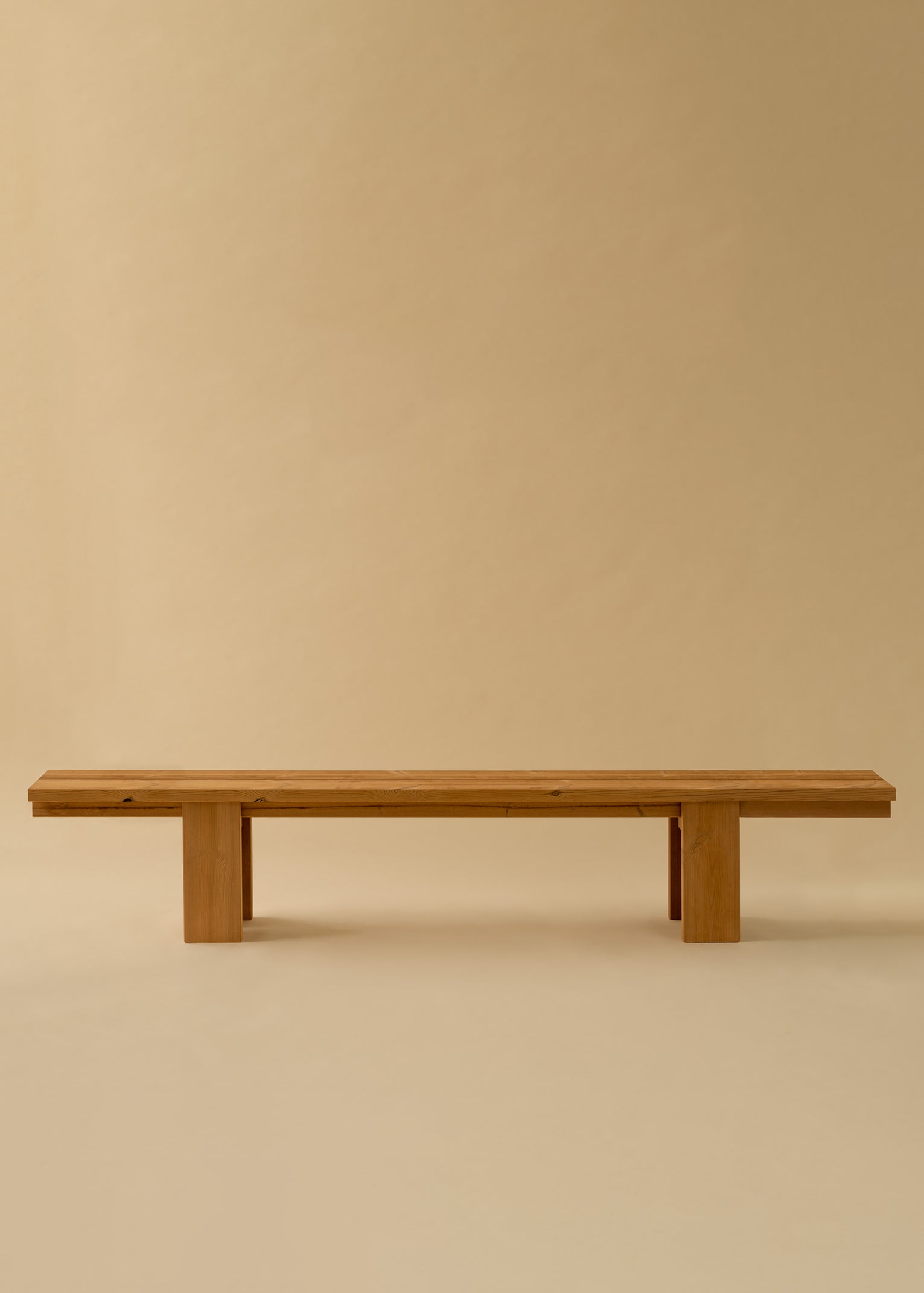 013 Osa Outdoor Bench