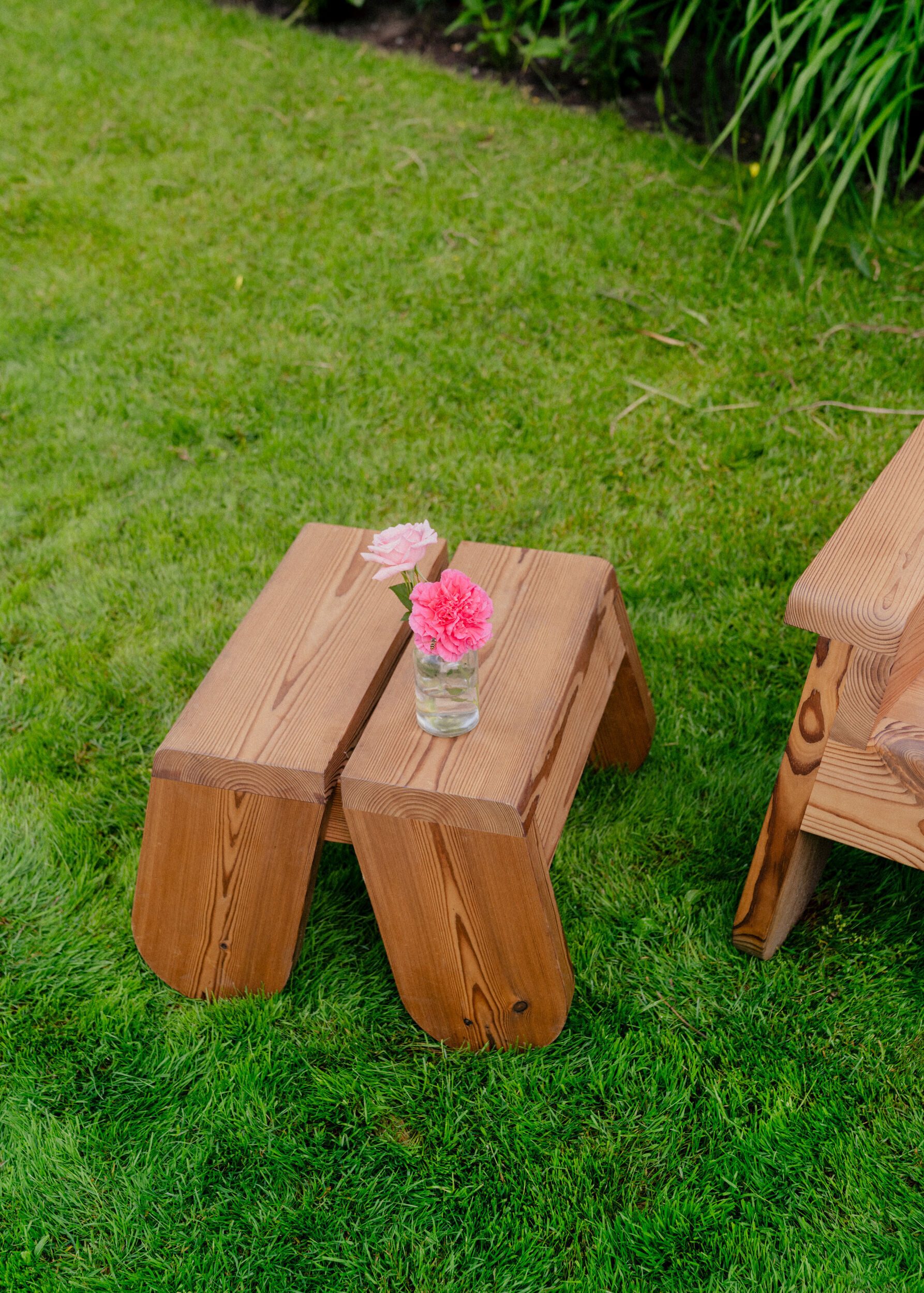 015 Peace Outdoor Footstool – Vaarnii