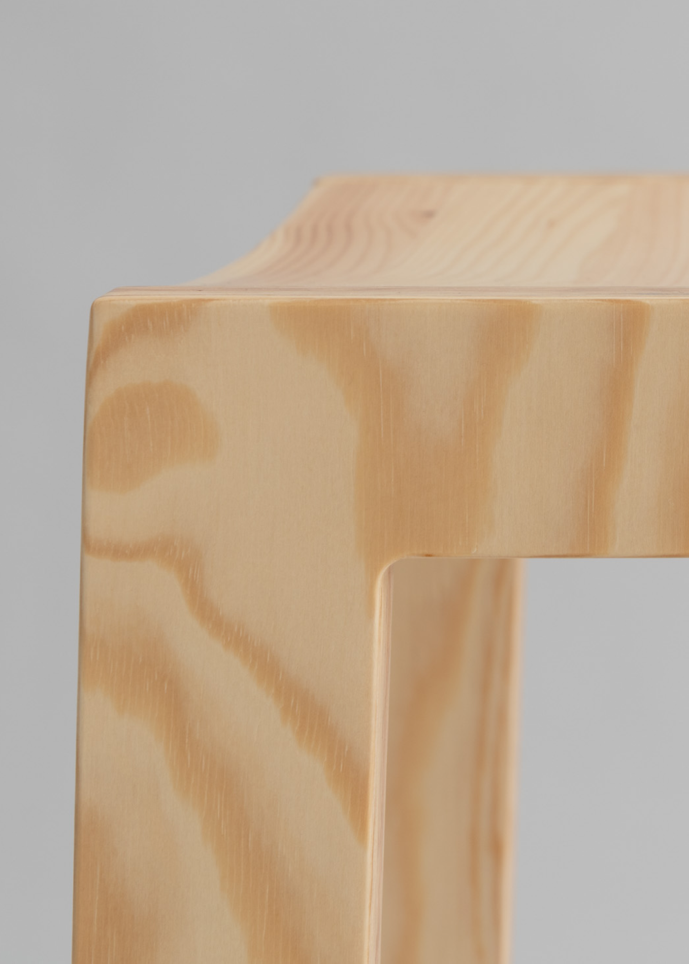 016 Maasto Bar Stool