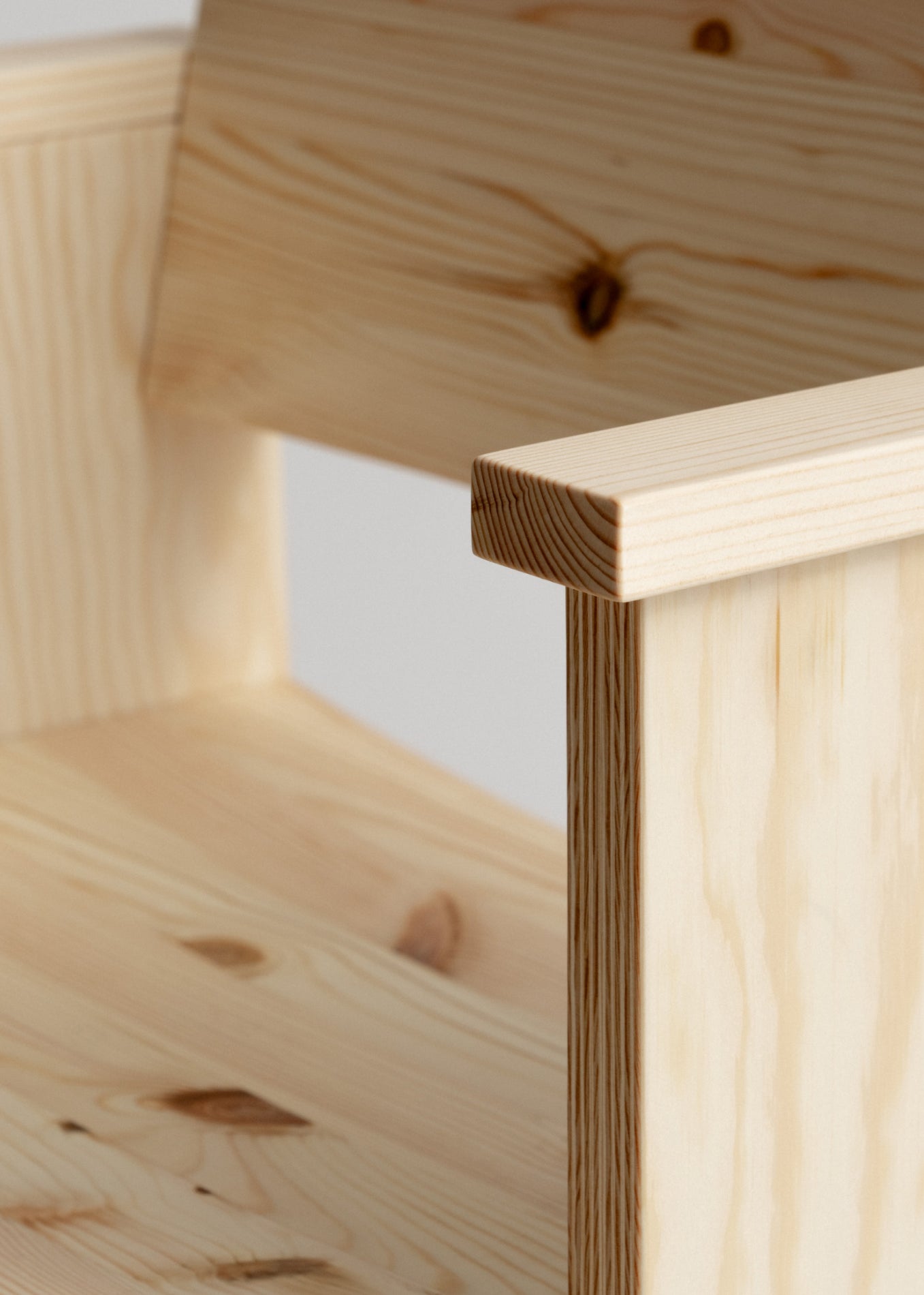 016 Maasto Dining Armchair