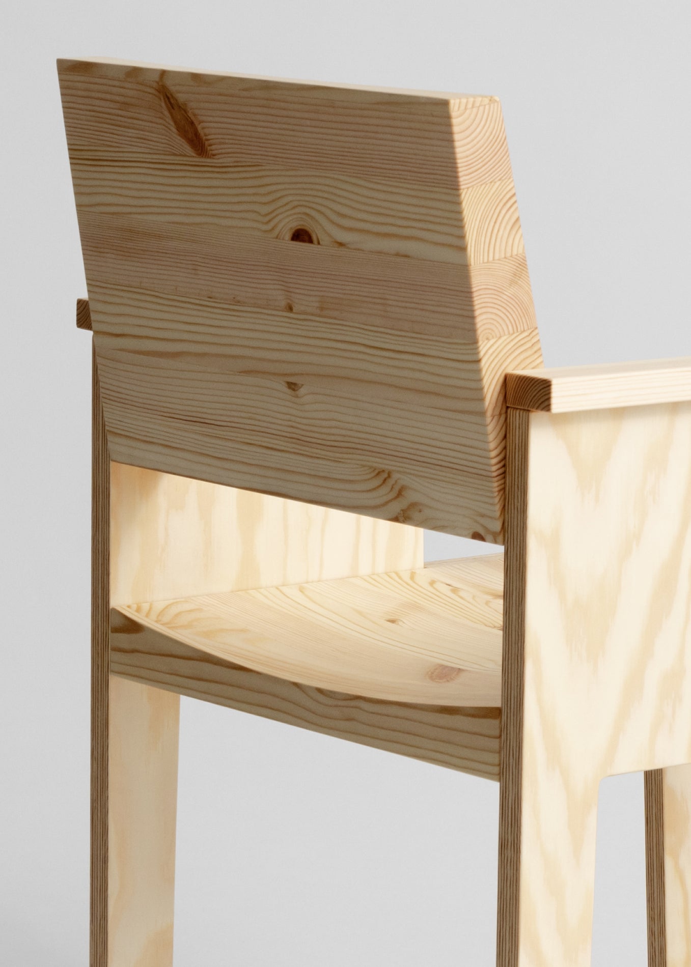 016 Maasto Dining Armchair
