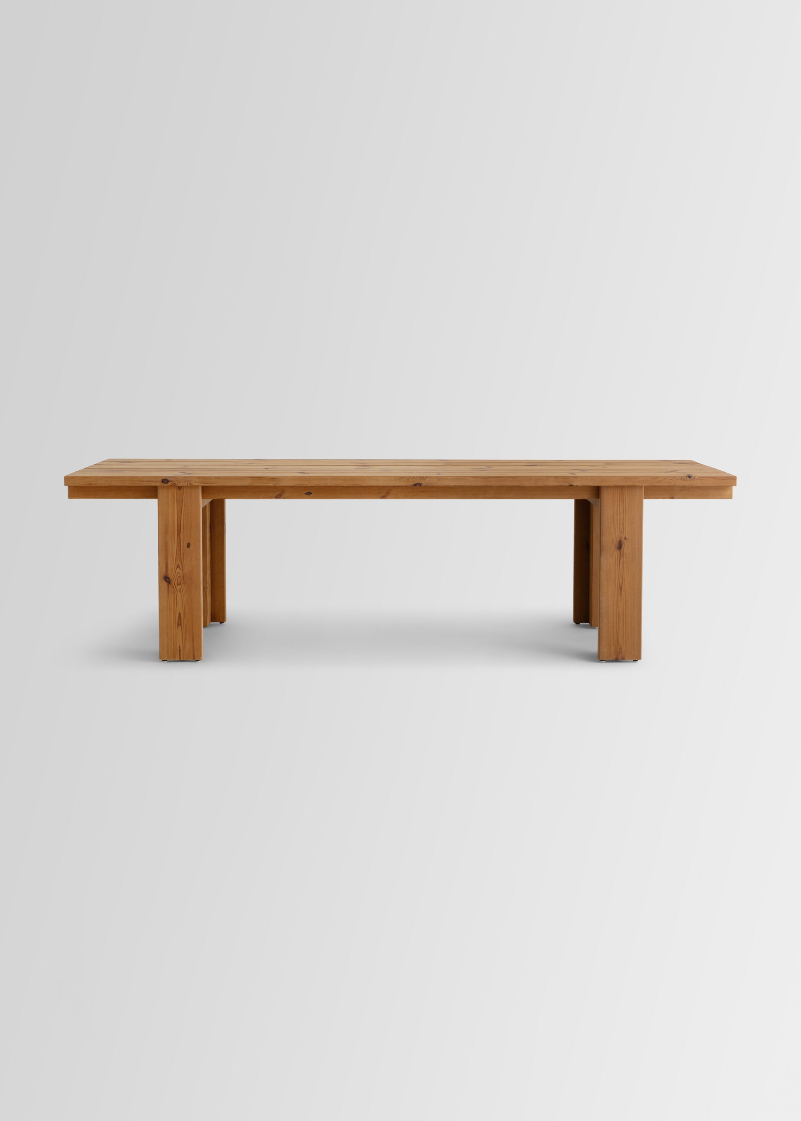 013 Osa Outdoor Dining Table by Henrik Tjaerby – Vaarnii